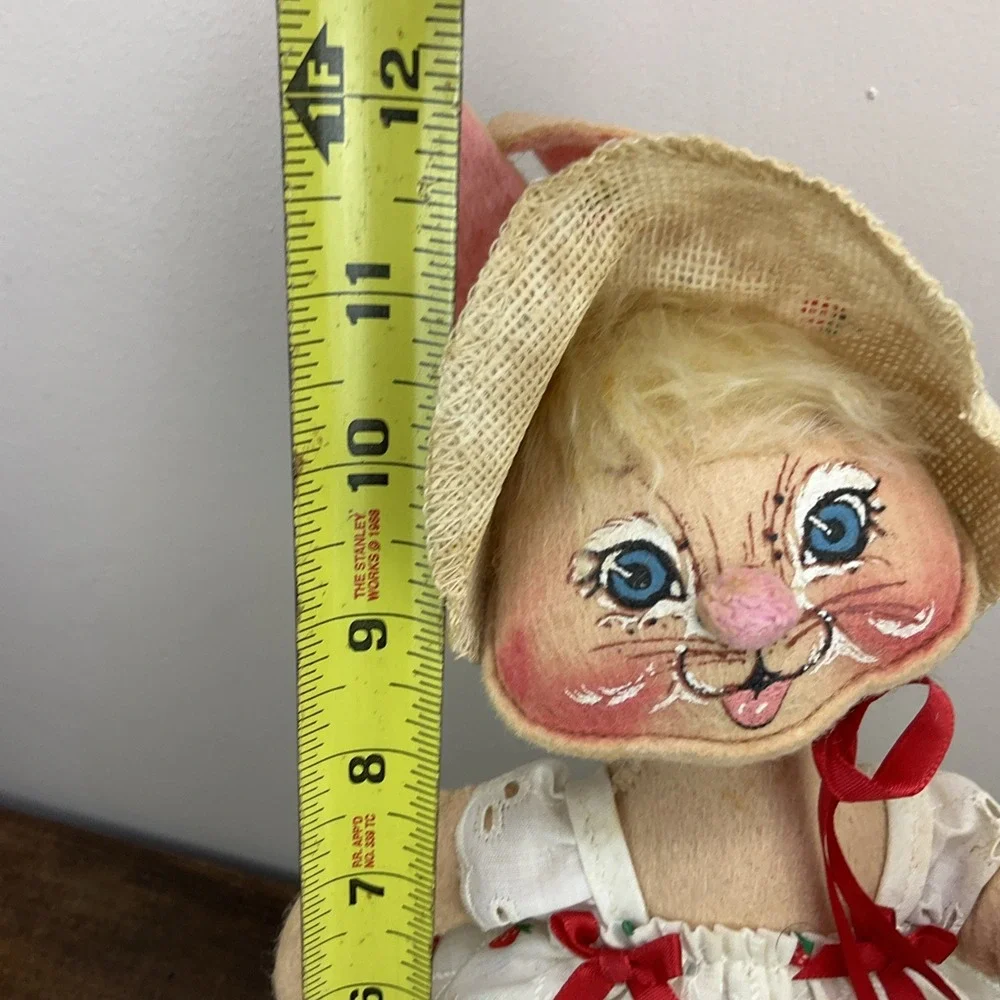 Annalee 11 Inch Spring Easter Parade Bunny Rabbit Girl With Tag